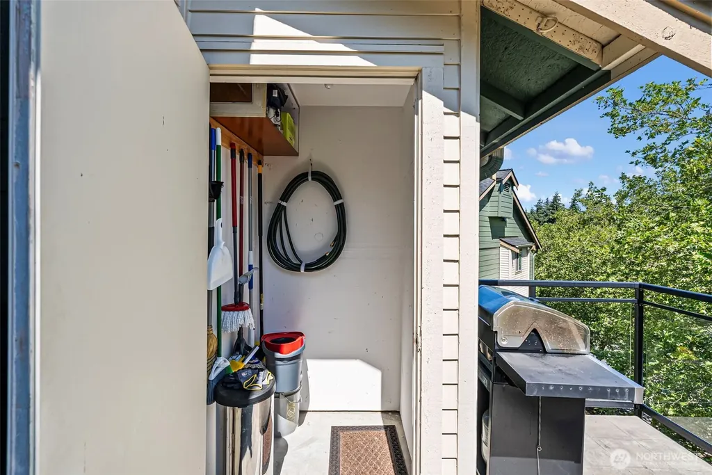 3008 N Narrows Drive Tacoma WA 98407