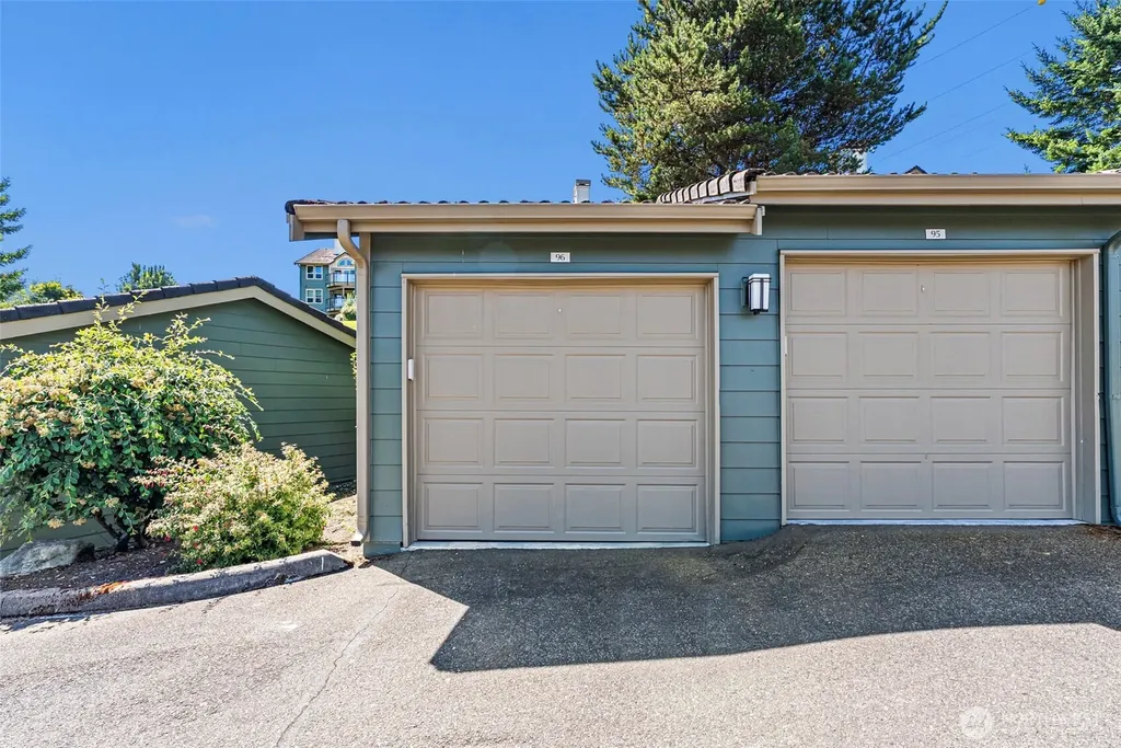 3008 N Narrows Drive Tacoma WA 98407