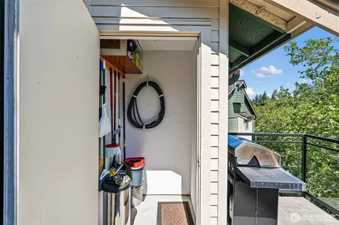 3008 N Narrows Drive Tacoma WA 98407