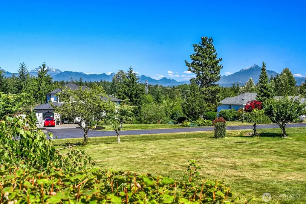 11428 128th Drive NE Lake Stevens WA 98258
