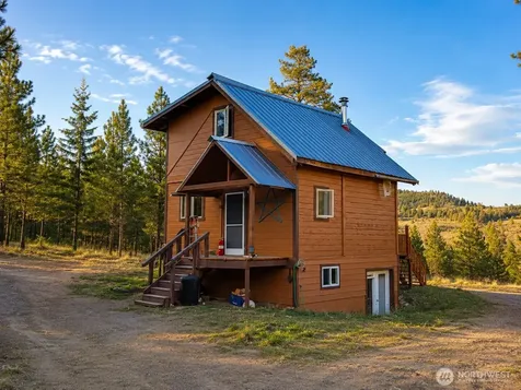96 Jd Bugg Road Tonasket WA 98855