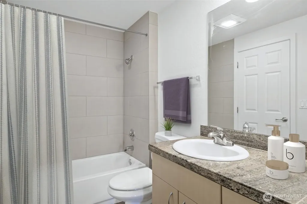 12511 SE 41st Place Bellevue WA 98006