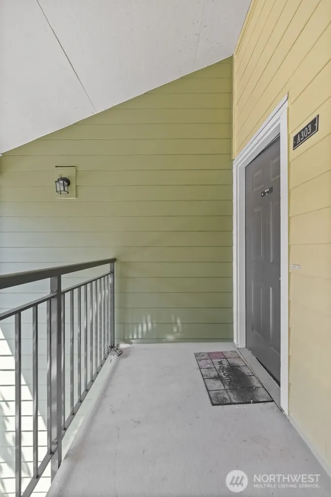 12511 SE 41st Place Bellevue WA 98006