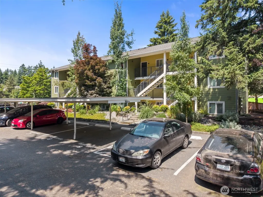 12511 SE 41st Place Bellevue WA 98006