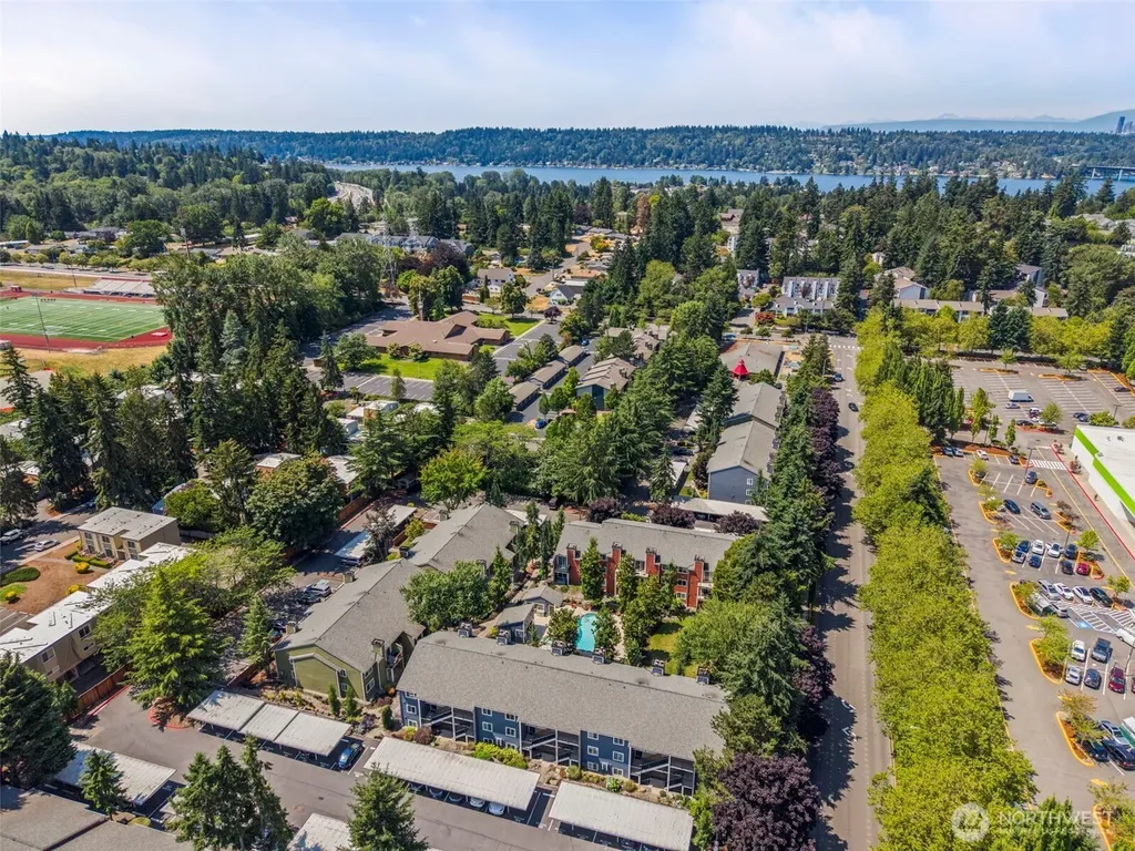 12511 SE 41st Place Bellevue WA 98006
