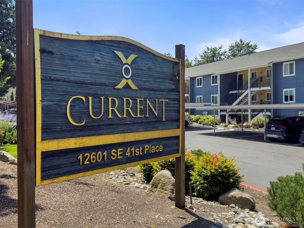 12511 SE 41st Place Bellevue WA 98006