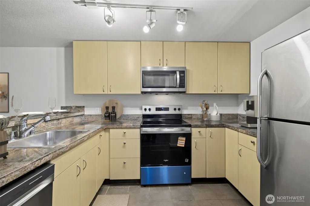 12511 SE 41st Place Bellevue WA 98006
