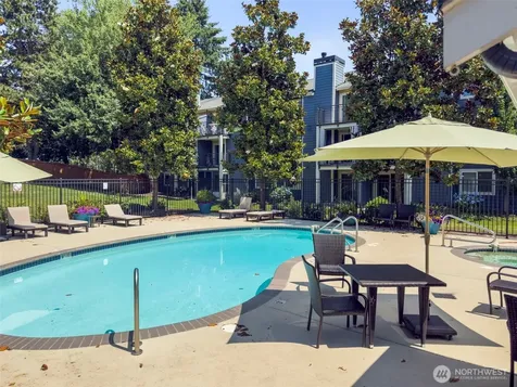 12511 SE 41st Place Bellevue WA 98006