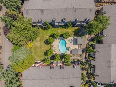12511 SE 41st Place Bellevue WA 98006