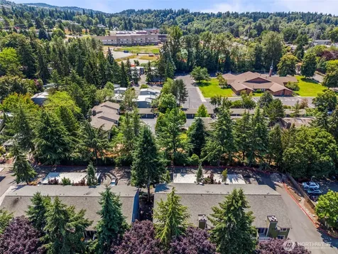 12511 SE 41st Place Bellevue WA 98006