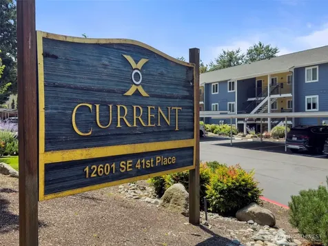 12511 SE 41st Place Bellevue WA 98006