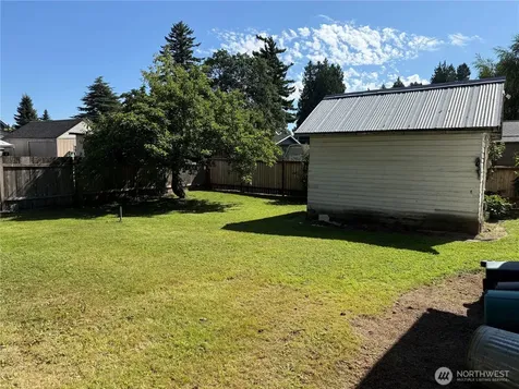 915 Greenleaf Avenue Burlington WA 98233