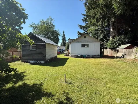 915 Greenleaf Avenue Burlington WA 98233