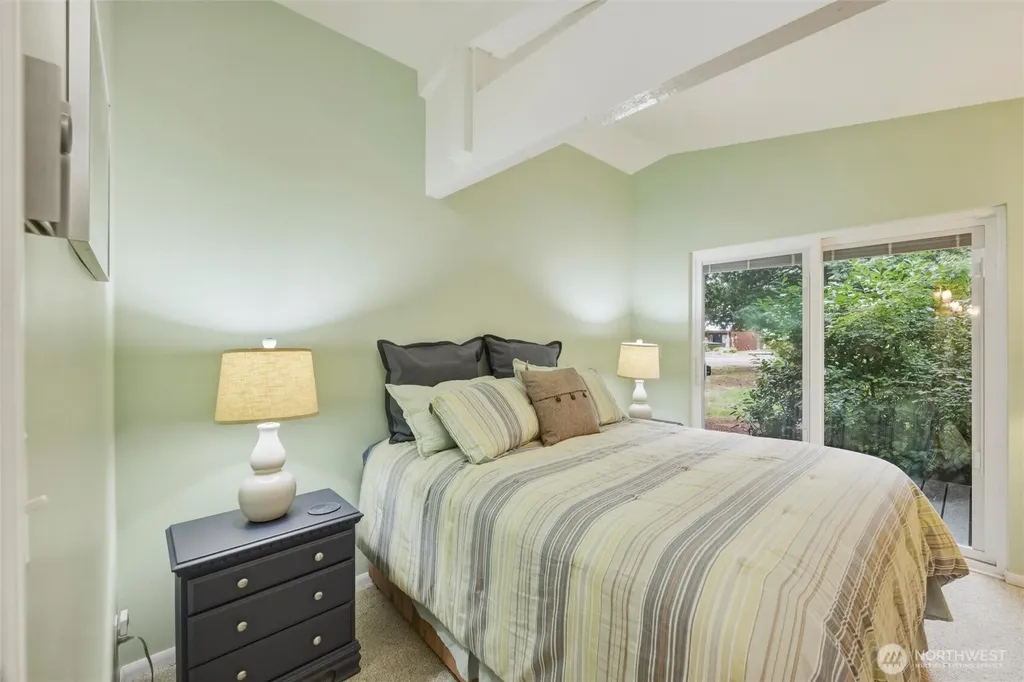 2219 N Nugent Road Lummi Island WA 98262