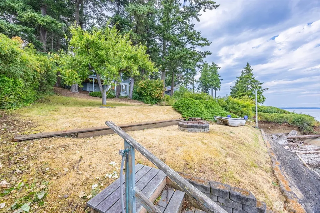 2219 N Nugent Road Lummi Island WA 98262