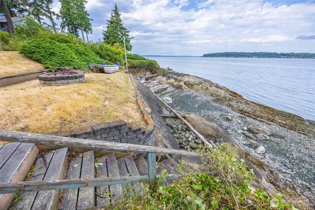 2219 N Nugent Road Lummi Island WA 98262