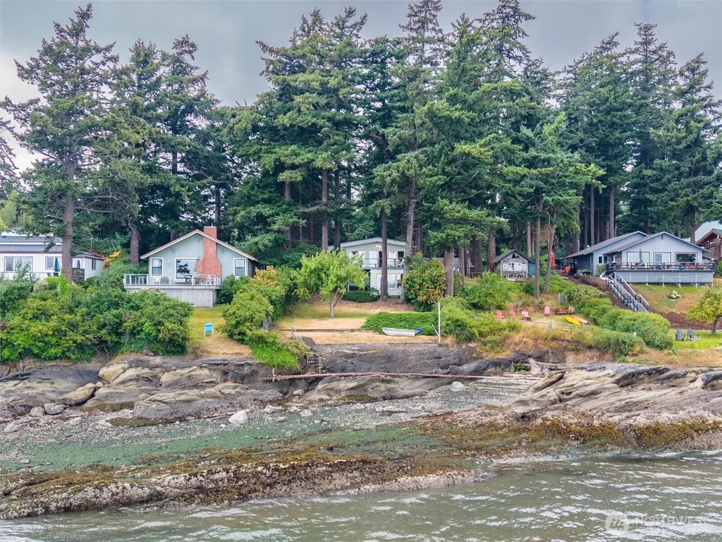 2219 N Nugent Road Lummi Island WA 98262