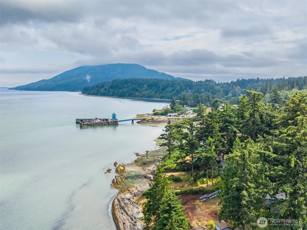 2219 N Nugent Road Lummi Island WA 98262
