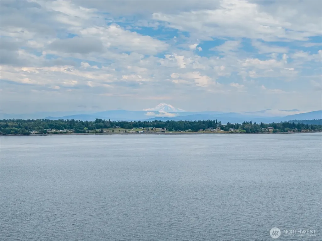 2219 N Nugent Road Lummi Island WA 98262