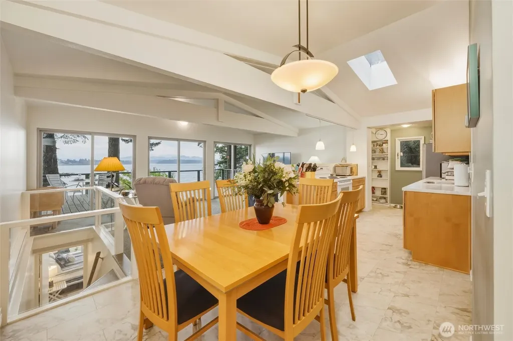 2219 N Nugent Road Lummi Island WA 98262