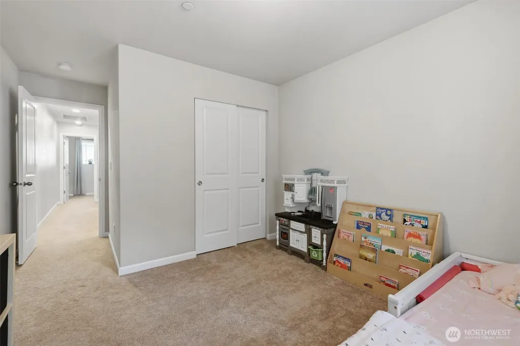 19711 26th Avenue W Lynnwood WA 98036