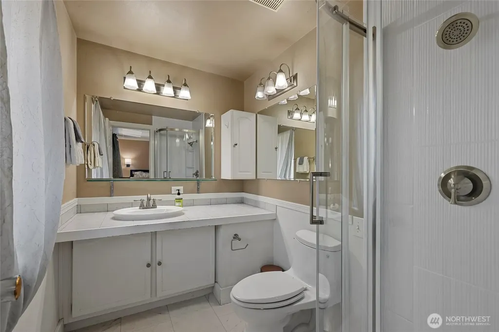 11621 19th Avenue SW Burien WA 98146