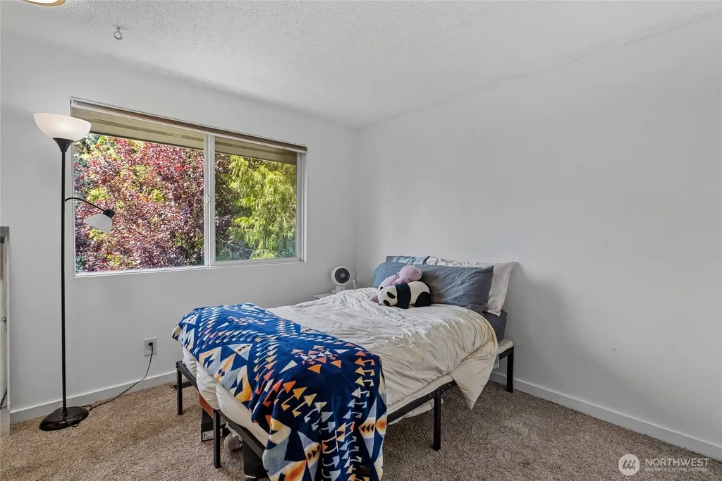 11621 19th Avenue SW Burien WA 98146