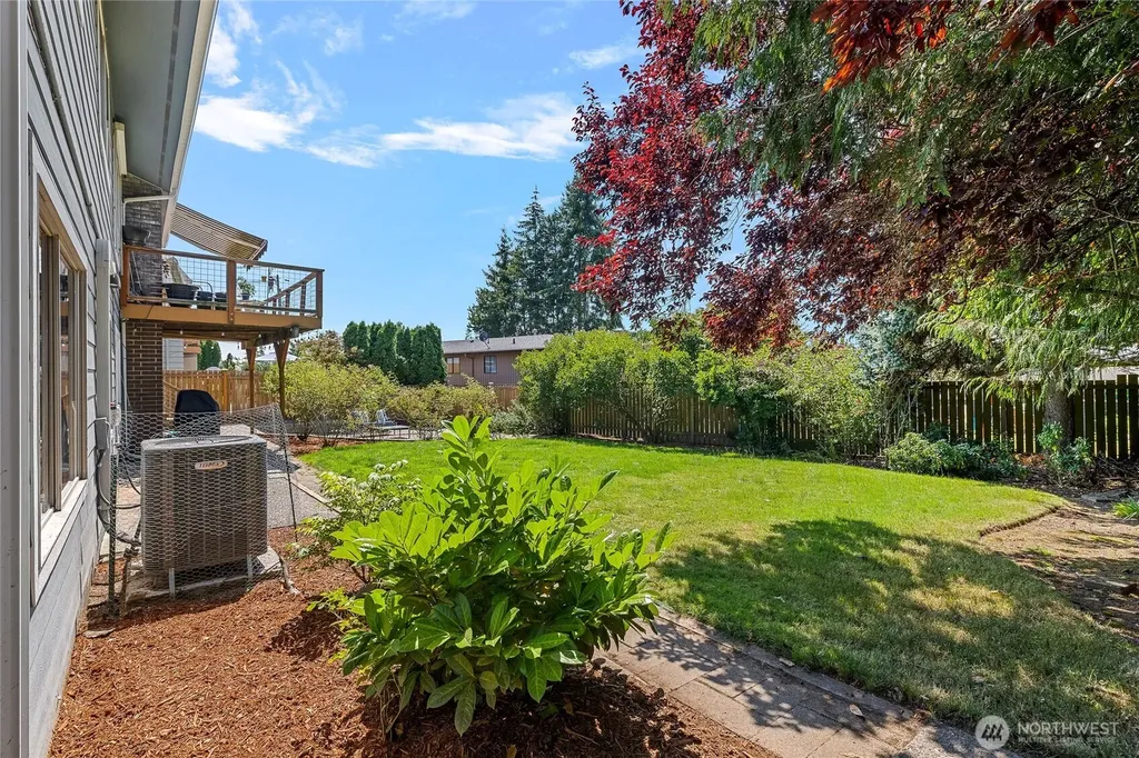 11621 19th Avenue SW Burien WA 98146