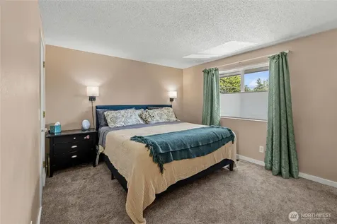 11621 19th Avenue SW Burien WA 98146
