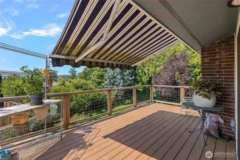 11621 19th Avenue SW Burien WA 98146