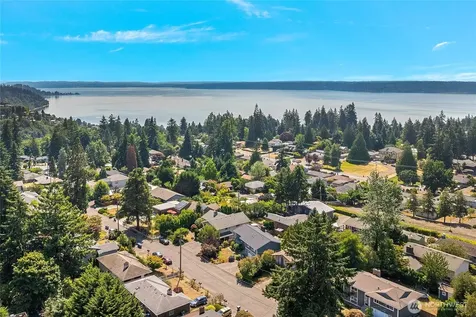 11621 19th Avenue SW Burien WA 98146