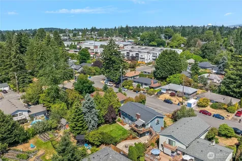 11621 19th Avenue SW Burien WA 98146
