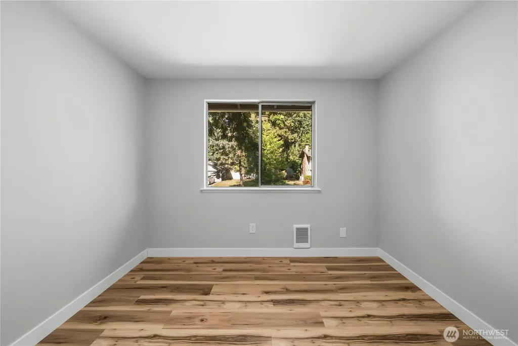 7058 Corfu Boulevard NE Bremerton WA 98311
