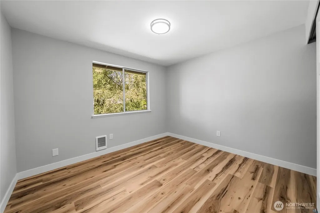 7058 Corfu Boulevard NE Bremerton WA 98311