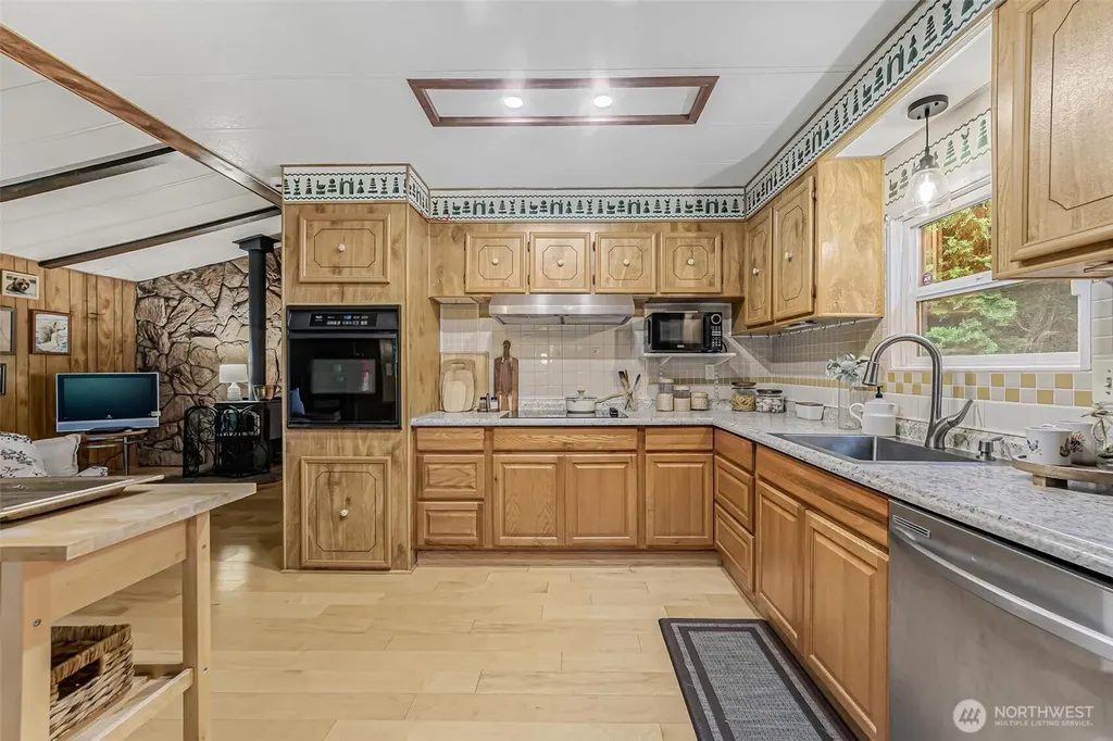 1889 Lake Drive Camano Island WA 98282