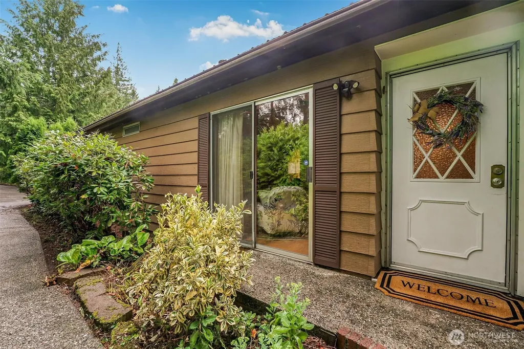 1889 Lake Drive Camano Island WA 98282