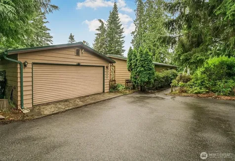 1889 Lake Drive Camano Island WA 98282