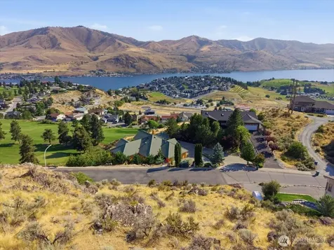 137 Long Drive Chelan WA 98816