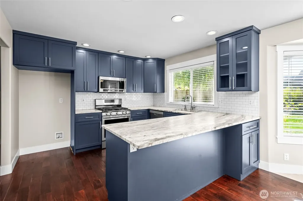 3408 F Avenue Anacortes WA 98221