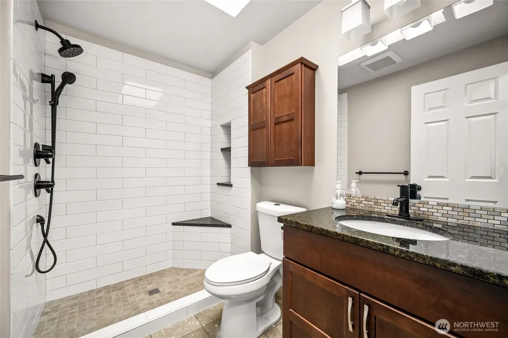 3408 F Avenue Anacortes WA 98221