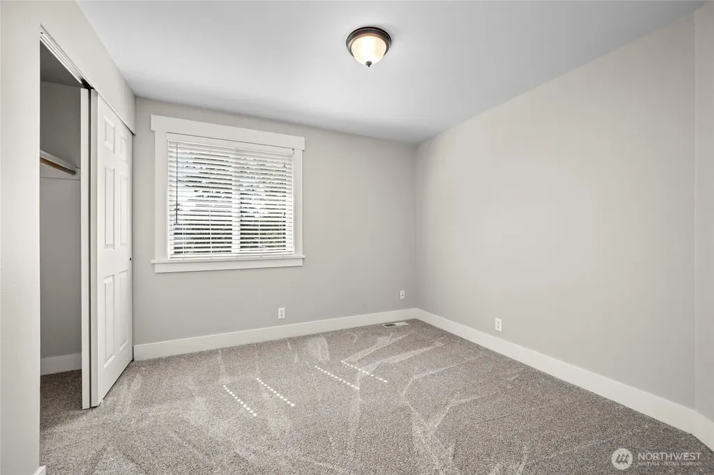 3408 F Avenue Anacortes WA 98221