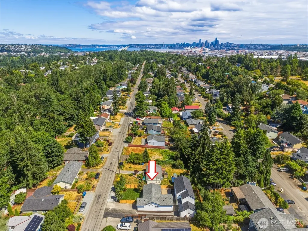 5946 18th Avenue SW Seattle WA 98106