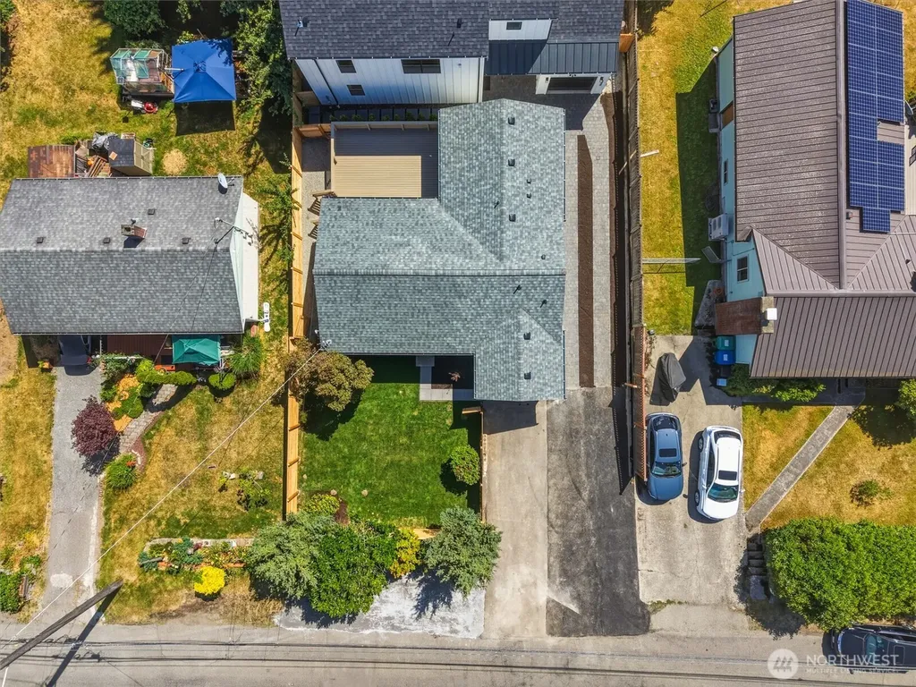 5946 18th Avenue SW Seattle WA 98106