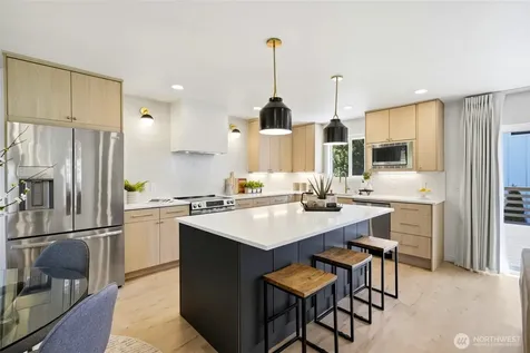 5946 18th Avenue SW Seattle WA 98106