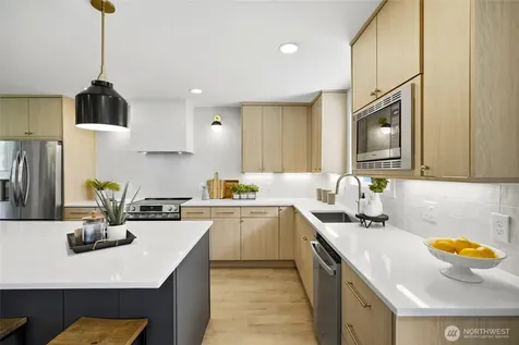 5946 18th Avenue SW Seattle WA 98106