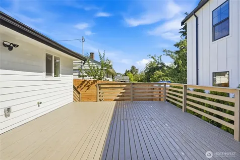 5946 18th Avenue SW Seattle WA 98106
