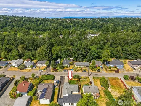 5946 18th Avenue SW Seattle WA 98106