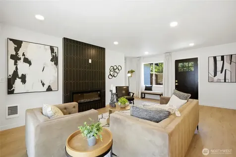 5946 18th Avenue SW Seattle WA 98106