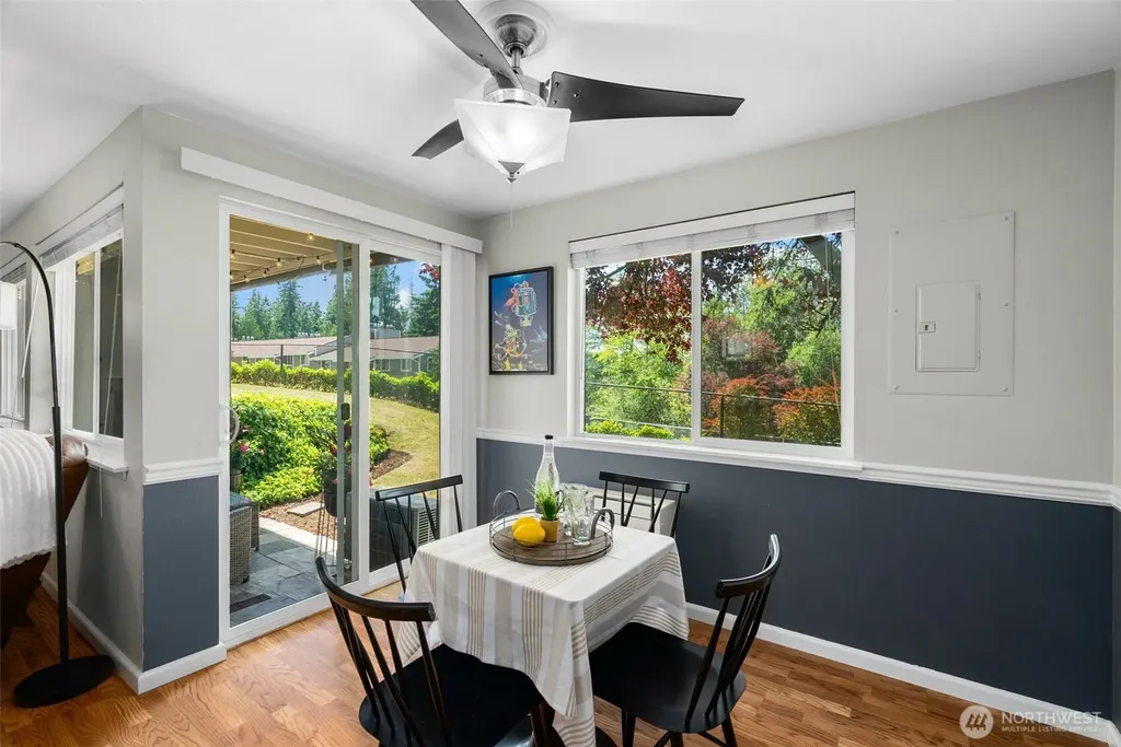 20198 Vikings Crest Loop NE Poulsbo WA 98370