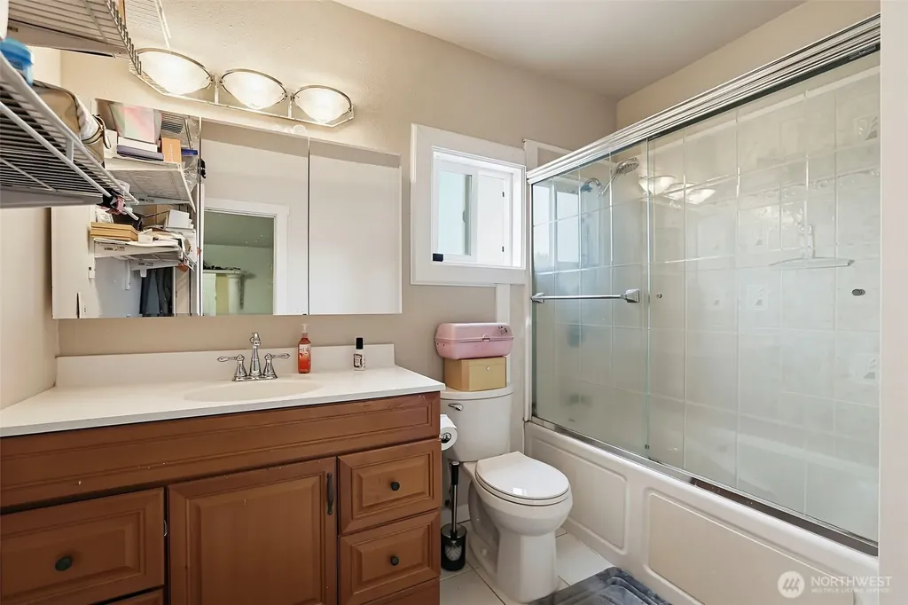 8417 S 259th Street Kent WA 98030